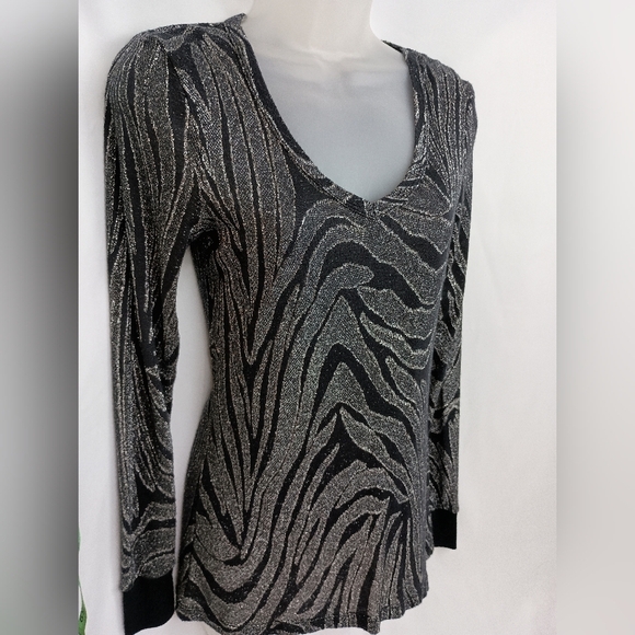 2/$30 BKE Black Silver long sleeve sheer sparkly whimsigoth top (#436)‎ - Picture 5 of 7